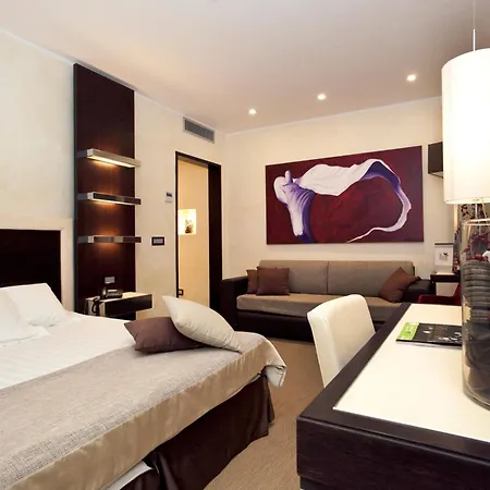 Les Fleurs Luxury House-3